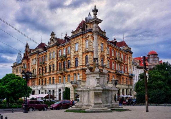 beautiful-architecture-lviv-ukraine